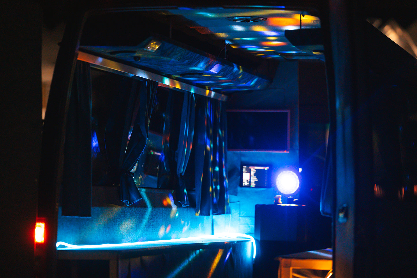 Karaoketaxi med ståhöjd
